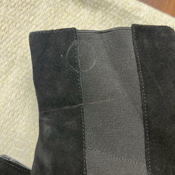 Blondo Scarlette Waterproof Suede Bootie Size 9 Black Preppy Block Heel NWOB - Picture 15 of 16